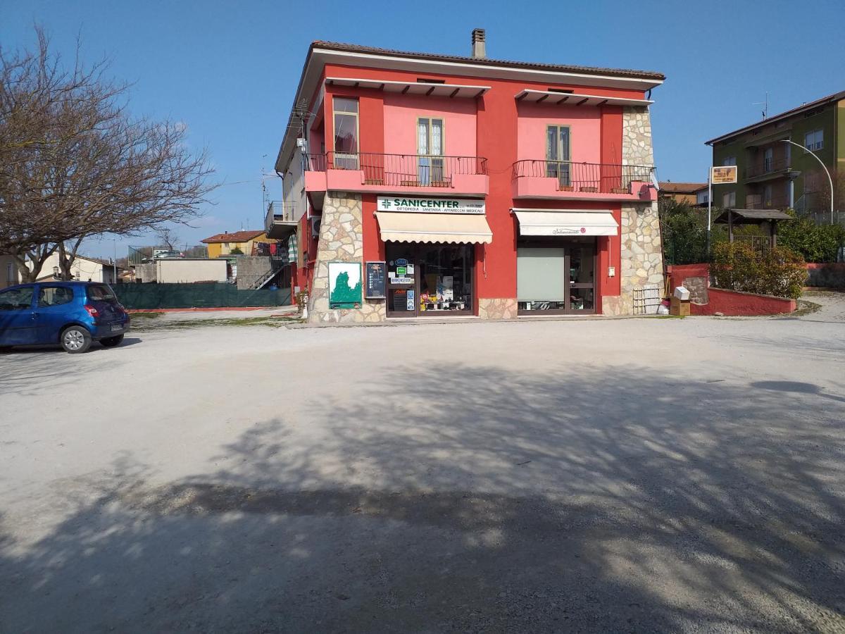 Bed & Breakfast La Rosa Rossa Cagli Buitenkant foto