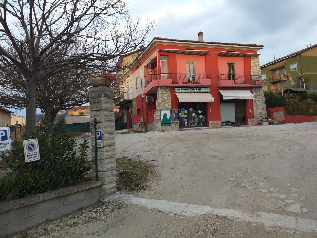 Bed & Breakfast La Rosa Rossa Cagli Buitenkant foto