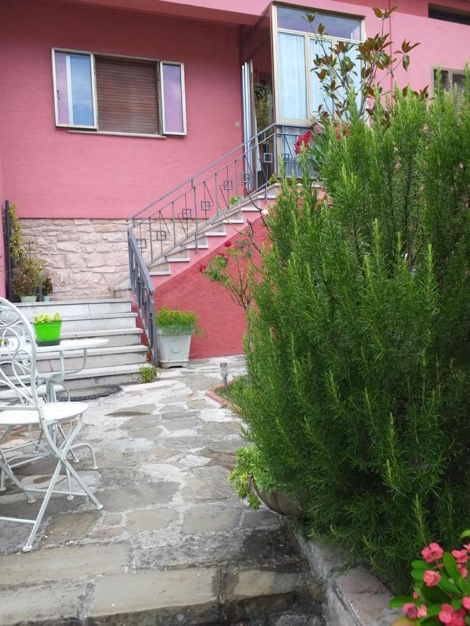 Bed & Breakfast La Rosa Rossa Cagli Buitenkant foto
