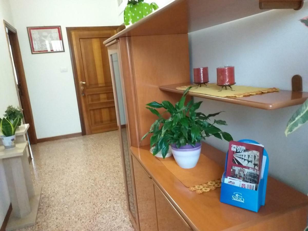 Bed & Breakfast La Rosa Rossa Cagli Buitenkant foto
