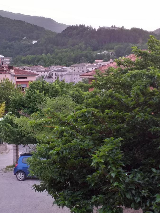 Bed & Breakfast La Rosa Rossa Cagli Buitenkant foto